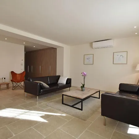 Cozy Escape In * Villeseque-des-Corbieres