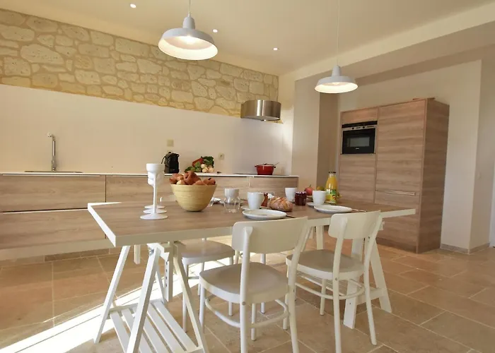 Cozy Escape In * Villeseque-des-Corbieres