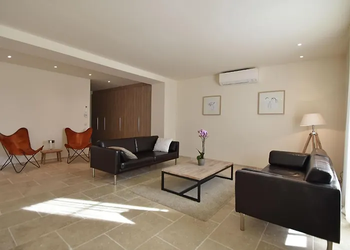 Cozy Escape In * Villeseque-des-Corbieres