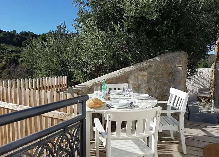 Cozy Escape In * Villeseque-des-Corbieres